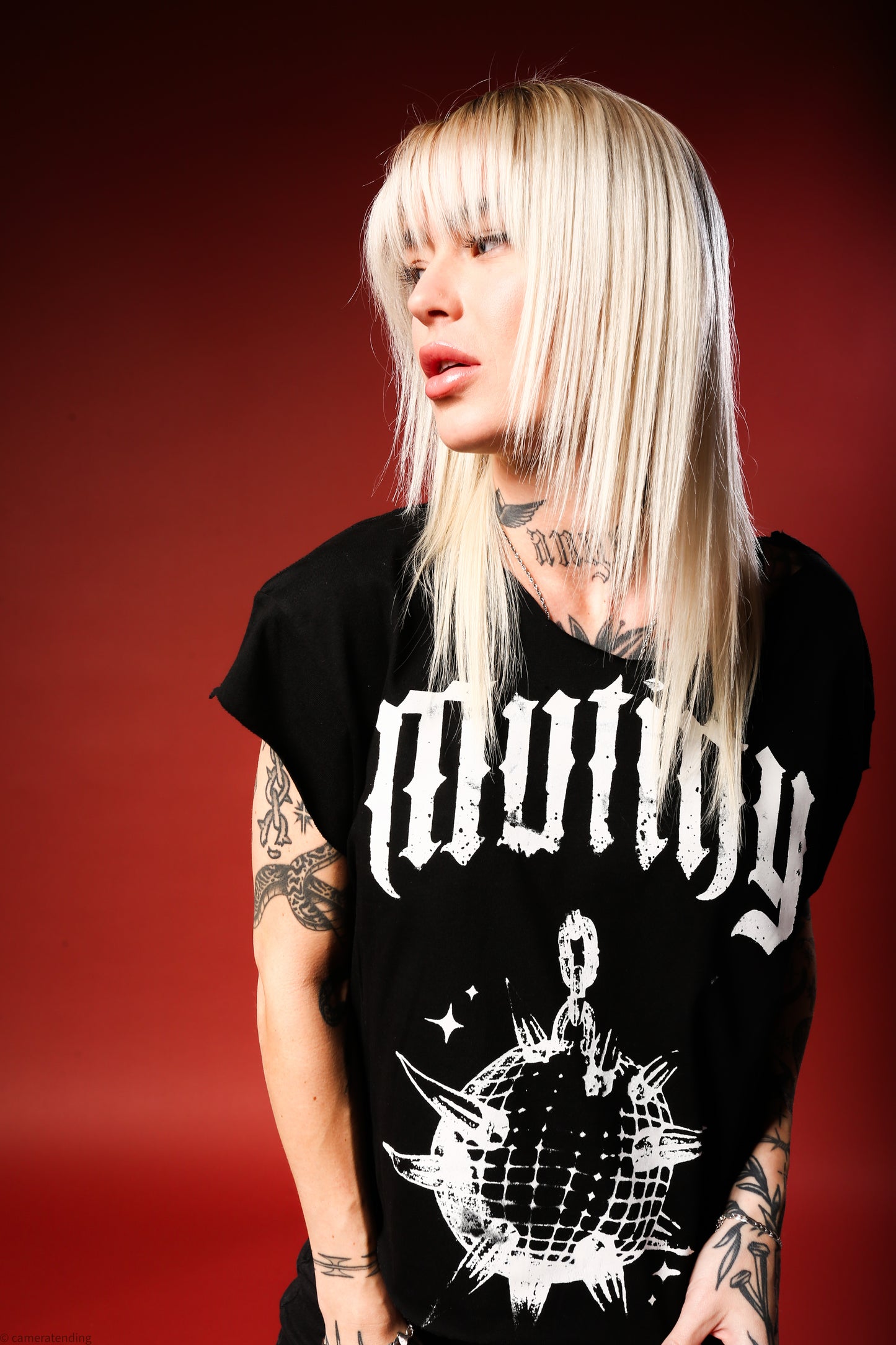 Mutiny Spiked Disco Ball - Distressed Crop Tee in Black